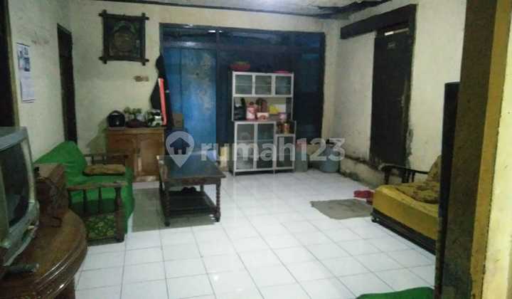 Dijual Rumah Pusat Kota Akses 2 Mobil 2