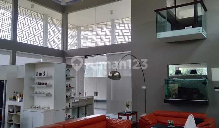 Dijual Rumah Lux Kota Baru Parahyangan Full Furnished