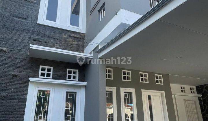 Dijual Rumah Baru Renov. Siap Huni Lokasi Turangga 1