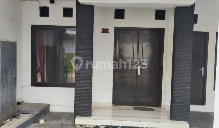 Disewakan / Dijual Rumah Pusat Kota Margahayu Raya 2 Lantai