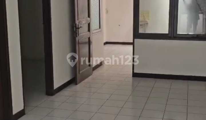 For Sale Ready-to-Occupy House in Taman Kopo Indah 2