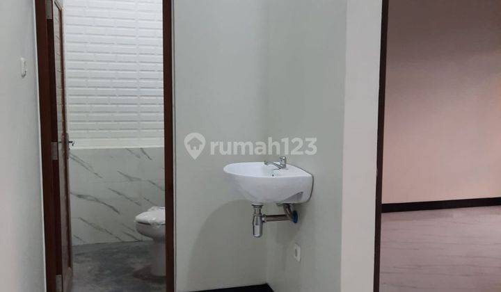 Dijual Rumah Baru 2 Lantai Renov. Minimalis Modern Di Taman Kopo Indah 2