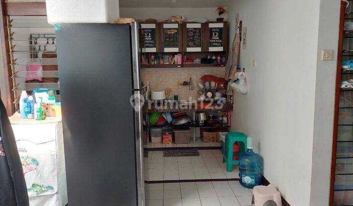 Rumah Bagus Semi Furnished SHM di Jl. Permata Indah, Caringin  5