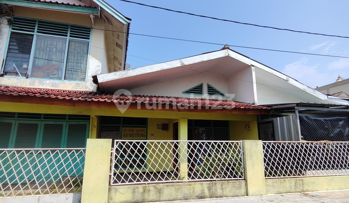 Rumah 2 Lantai dengan Luas Tanah 200 m2 di Jalan dr Harun II Bandar Lampung 1