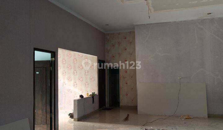 Rumah Kota Karang Residence Posisi Hook Tanah 261m2 2