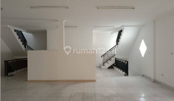 Ruko di Cideng, Jakarta Pusat 576 m Bagus SHM 4