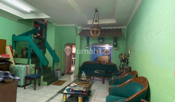 Rumah 2 Lantai Bagus Unfurnished di Jl F , Jakarta Utara 2
