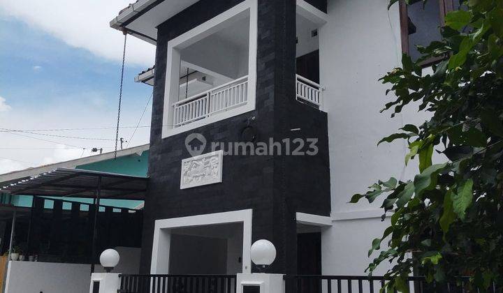 Rumah Bagus 2 Lantai Di Suryodiningratan Mantrijeron Kotamadya Yogyakarta  2