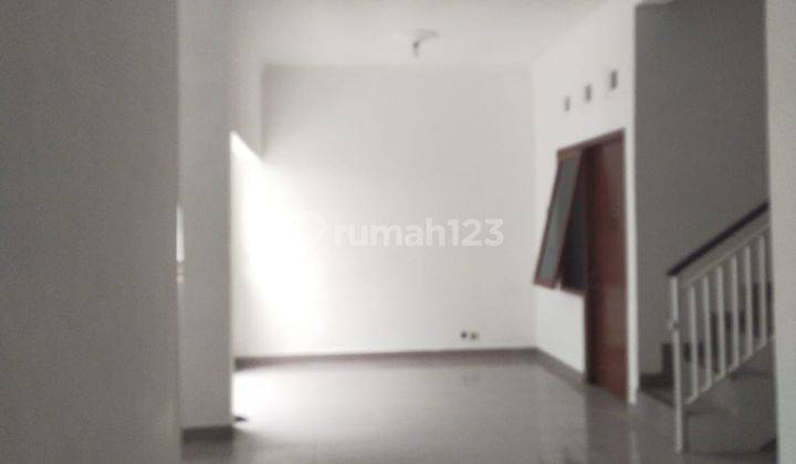 Rumah Bagus 2 Lantai Di Suryodiningratan Mantrijeron Kotamadya Yogyakarta  7