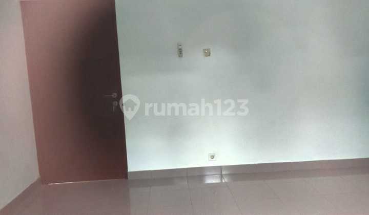 Rumah Bagus 2 Lantai Di Suryodiningratan Mantrijeron Kotamadya Yogyakarta  8