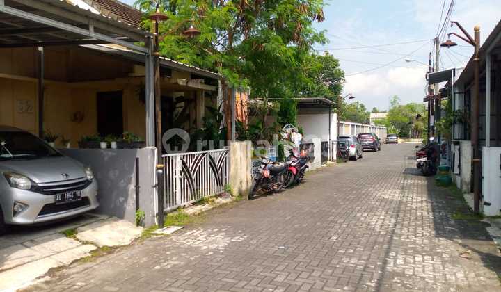 Rumah Dalam Perumahan Di Jl Pleret Dekat Ringroad Kotagede Dan Kampus Surya Global  1