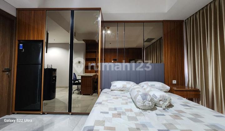 Apartemen The Smith Jual Cepat Furnished Lengkap Bagus 2