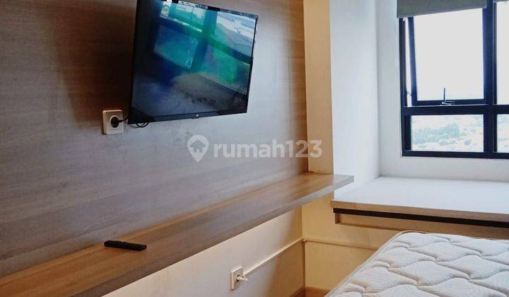 Apartemen Collins Boulevard Bagus Furnished Sewa Tahunan 1