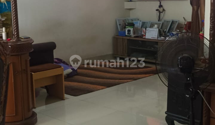 House in Villa Ilhami Karawaci 02 Floors For Sale Quick Move-In Ready 2