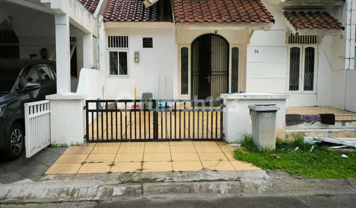 Nice House in Lipoo Central Yearly Rent Ready to Occupy 1.5 Floors Nice House in Lipoo Central Yearly Rent Ready to Occupy 1.5 Floors