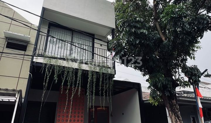 Dijual Cepat Rumah Modern Minimalis Graha Bintaro Lokasi Premium