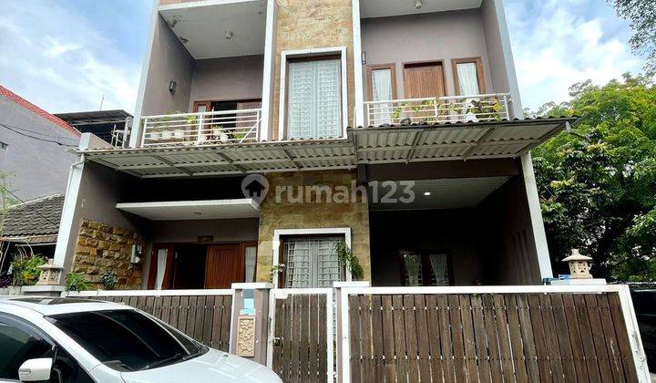 Dijual Rumah 3.5 Lantai Area Cipondoh Dalam Perumahan Favorite 1