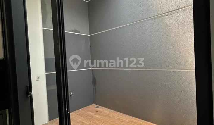 Dijual Rumah Discovery Altezza Bintaro Jaya Sektor 9 2