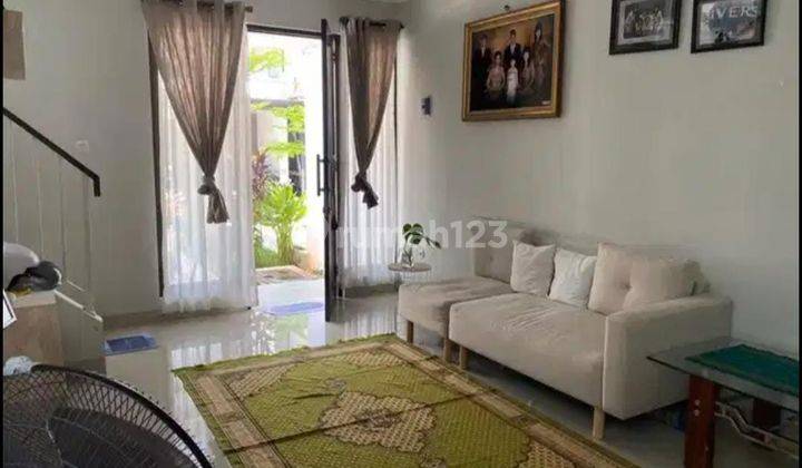 ruang keluarga dijual rumah area graha raya