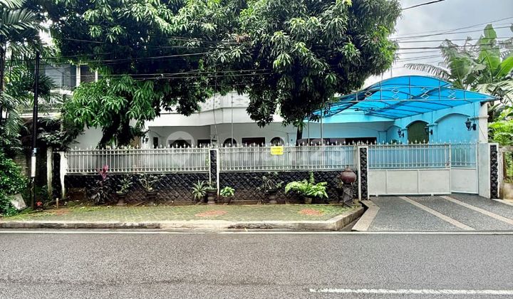 Dijual Rumah Bintaro Jaksel, Lokasi Komersial di Pinggir Jalan Dijual Rumah Bintaro Jaksel, Lokasi Komersial di Pinggir Jalan