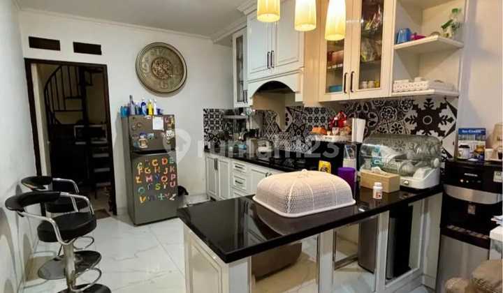 For Sale Attached House in South Jakarta, Bintaro Jaya Sector 2 For Sale Attached House in South Jakarta, Bintaro Jaya Sector 2