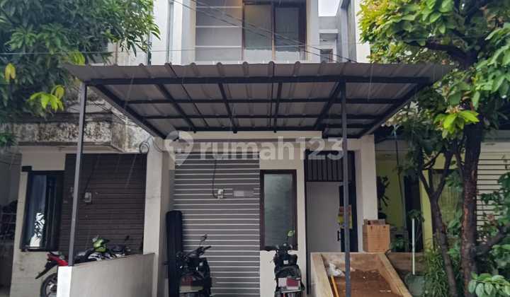 Dijual Rumah 2 Lantai Dalam Cluster Area Ciledug, Pondok Aren