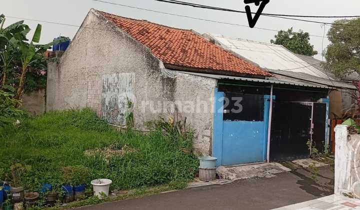 Dijual Rumah Nempel BSD City area Komplek Bumi Puspitek Asri 