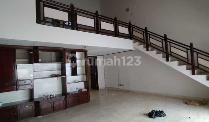 Rumah Dijual Strategis di Komplek Dadali, Bandung