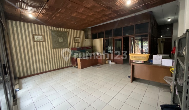 Ruko Dijual 2,5 Lantai Strategis di Mainroad Karapitan, Bandung 26 Ruko Dijual 2,5 Lantai Strategis di Mainroad Karapitan, Bandung 26