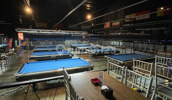 Ruang Usaha Disewakan Bagus dan Luas di Mainroad Jln Sumatra, Bandung 01 Ruang Usaha Disewakan Bagus dan Luas di Mainroad Jln Sumatra, Bandung 01