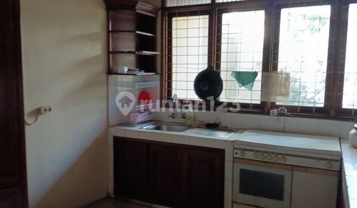 Rumah Dijual Luas dan Nyaman di Mainroad Tubagus Ismail, Bandung 51 2