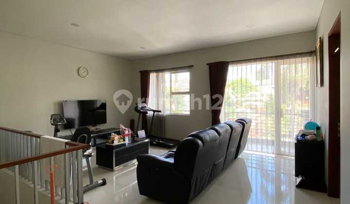 Rumah Dijual Bagus Siap Huni di Istana Regency, Bandung Rumah Dijual Bagus Siap Huni di Istana Regency, Bandung