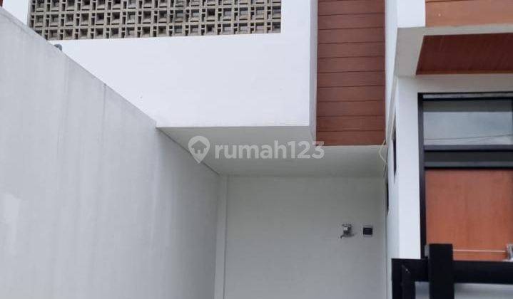 Dijual Rumah Baru 2 Lantai Saturnus Margahayu Raya 2