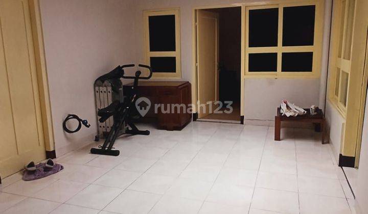 Diseewakan Rumah Di Sayap Gasibu Furnished  1