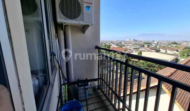 Jual Apartemen Furnished 2 Kamar Tidur di Sudirman Suites 2