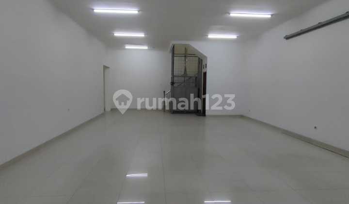 Sewa Ruko Rendeng di Jl Moch Toha Bandung