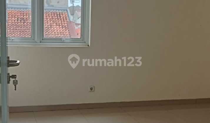 Disewakan Ruko Di Batununggal Indah 3 Lantai 2