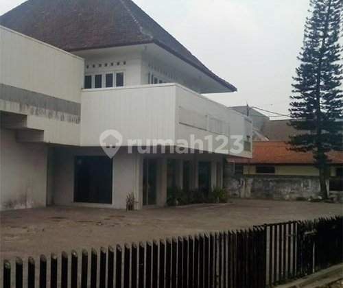 Sewa Gedung di Jl Wastu Kencana Bandung