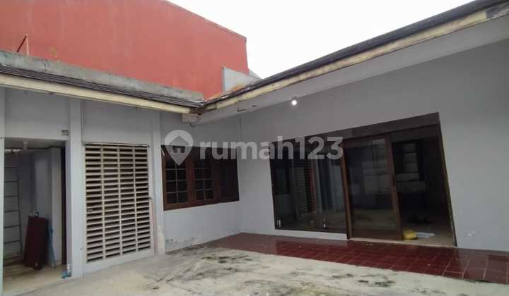 Rumah Hitung Tanah di Komplek Dadali Bandung Dijual Cepat Nego Rumah Hitung Tanah di Komplek Dadali Bandung Dijual Cepat Nego