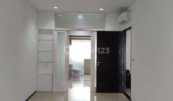 foto lainnya jual rumah lux singgasana pradana