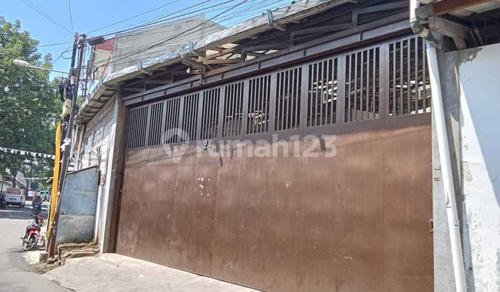 Warehouse for Sale in the City Center, Sayap Astana Anyar Pasirkoja Warehouse for Sale in the City Center, Sayap Astana Anyar Pasirkoja