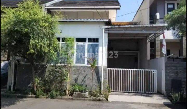 Dijual Rumah Dalam Komplek Di Sayap Bkr Bandung 1