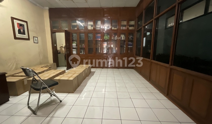 Jual Ruko di Jl Karapitan Bandung 2½ Lantai Jual Ruko di Jl Karapitan Bandung 2½ Lantai