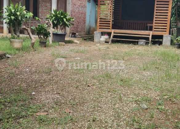 Rumah Villa LT 1650 M Ada Pohon Duren Sudah Ada Gajebo Tenang