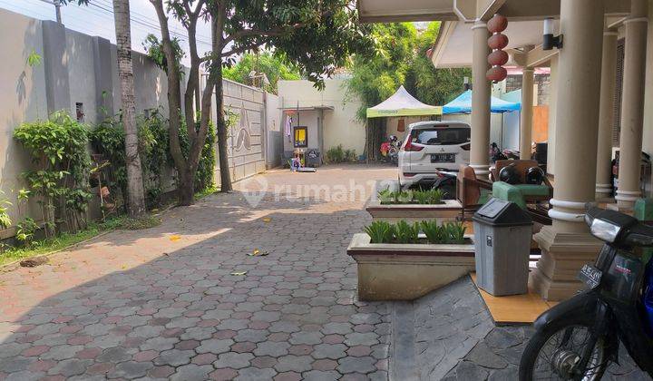 Rumah Mewah Kolam Renang 16 Kamar Cocok Dibuat Guest House di Daerah Turis  12