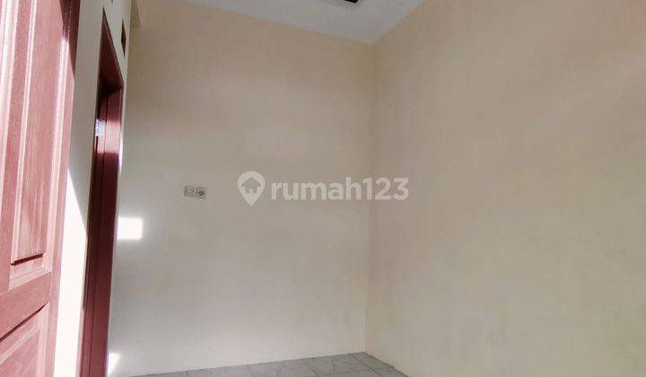 Rumah nyaman harga Promo lokasi strategis 9