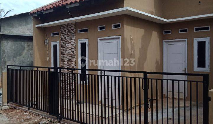 Rumah siap huni akses mobil dekat stasiun 9