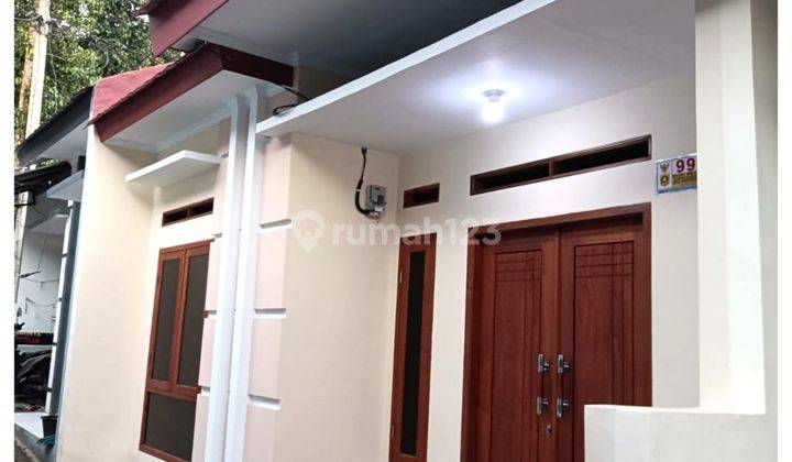 Rumah 5menit ke stasiun, pasar dan jalur angkot 1