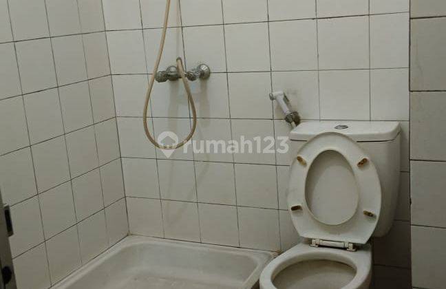 Ruko Daerah Setrasari Dengan 3 Lantai Dan Lebar Bangunan 4.8m 5