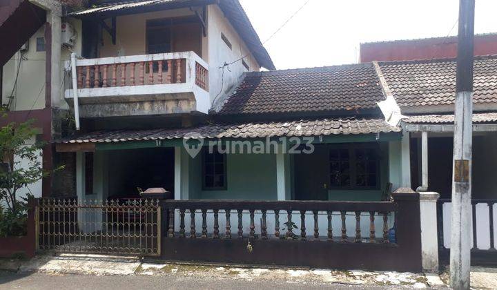 Disewakan murah Rumah dalam komplek  1